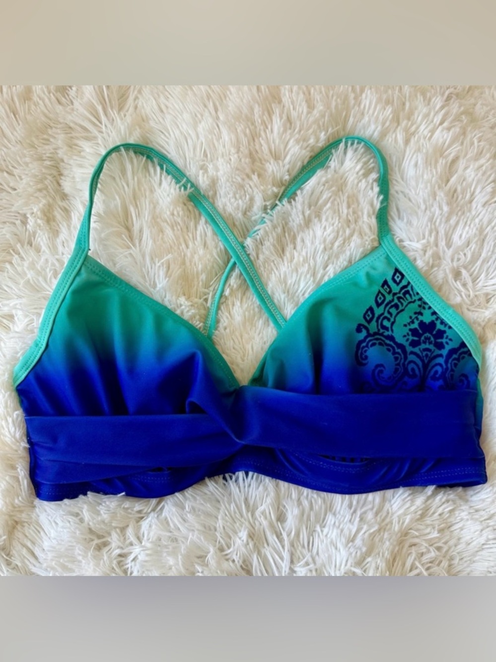 Athleta Women’s Blue Purple Bikini Top Size: 36B